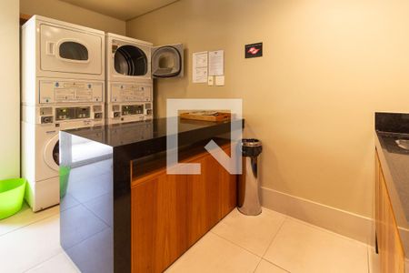 Apartamento para alugar com 68m², 1 quarto e 2 vagasÁrea comum - Lavanderia