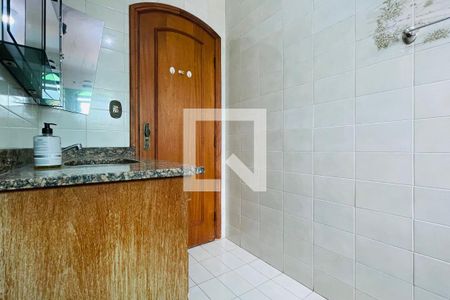 Casa à venda com 300m², 4 quartos e 6 vagasBanheiro da Suíte 3