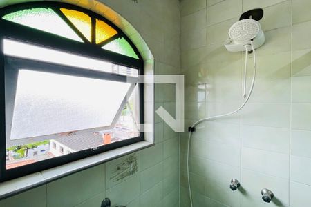 Casa à venda com 300m², 4 quartos e 6 vagasBanheiro da Suíte 1