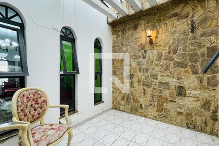 Casa à venda com 300m², 4 quartos e 6 vagasJardim de Inverno