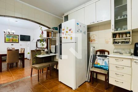 Casa à venda com 300m², 4 quartos e 6 vagasCozinha