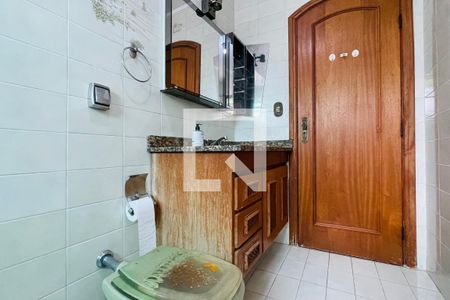 Casa à venda com 300m², 4 quartos e 6 vagasBanheiro da Suíte 3