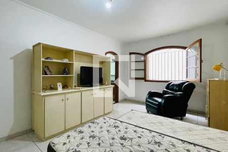 Casa à venda com 300m², 4 quartos e 6 vagasSuíte 3