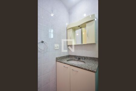 Apartamento à venda com 68m², 2 quartos e 1 vaga Apartamento à venda com 68m², 2 quartos e 1 vagaBanheiro