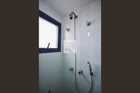 Apartamento à venda com 68m², 2 quartos e 1 vaga Apartamento à venda com 68m², 2 quartos e 1 vagaChuveiro do Banheiro