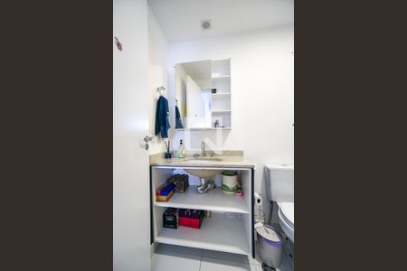 Apartamento à venda com 106m², 3 quartos e 2 vagasBanheiro da suíte 02