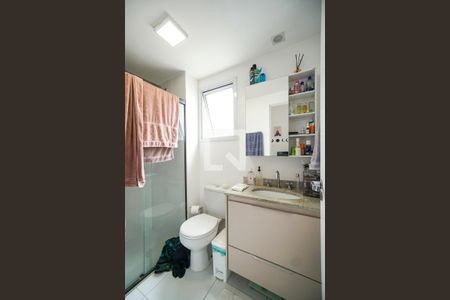 Apartamento à venda com 106m², 3 quartos e 2 vagasBanheiro da suíte 01