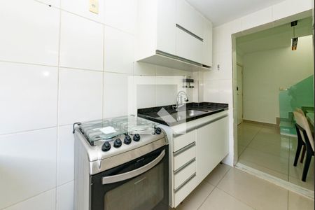 Apartamento para alugar com 116m², 2 quartos e 2 vagas Apartamento para alugar com 116m², 2 quartos e 2 vagasCozinha