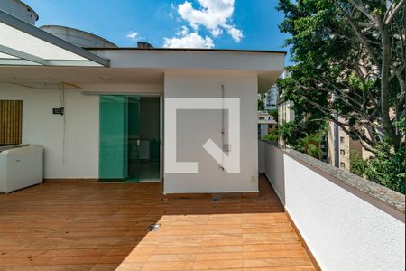 Apartamento para alugar com 116m², 2 quartos e 2 vagas Apartamento para alugar com 116m², 2 quartos e 2 vagasVaranda