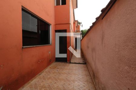 Casa à venda com 227m², 3 quartos e 3 vagasQuintal