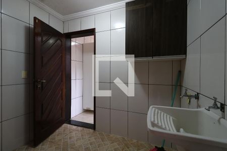 Casa à venda com 227m², 3 quartos e 3 vagasÁrea de Serviço