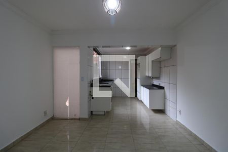 Casa à venda com 227m², 3 quartos e 3 vagasCozinha