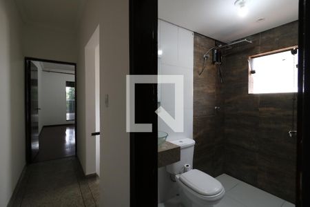 Casa à venda com 227m², 3 quartos e 3 vagasCorredor piso superior