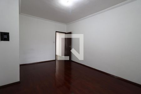 Casa à venda com 227m², 3 quartos e 3 vagasQuarto 3