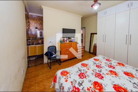 Casa à venda com 250m², 3 quartos e 8 vagasSuíte