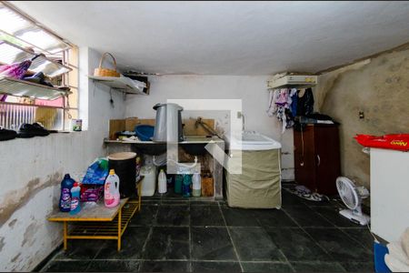 Casa à venda com 250m², 3 quartos e 8 vagasÁrea de serviço