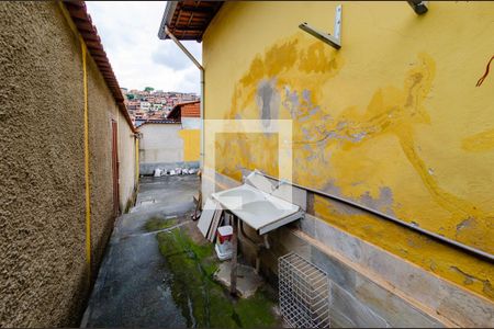 Casa à venda com 250m², 3 quartos e 8 vagasCorredor