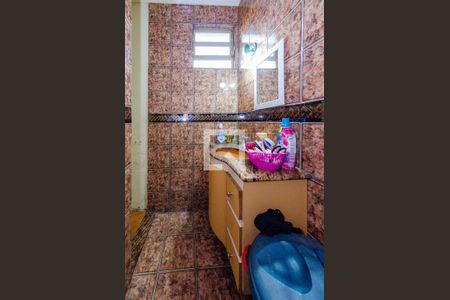 Casa à venda com 250m², 3 quartos e 8 vagasBanheiro suíte