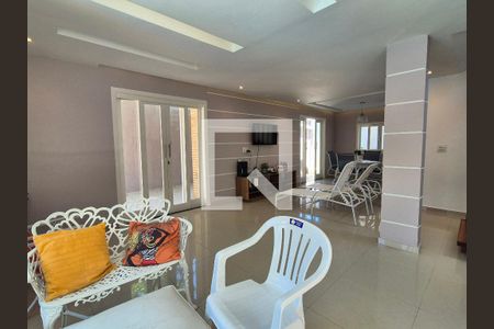 Sala de casa para alugar com 3 quartos, 240m² em Vargem Grande, Rio de Janeiro