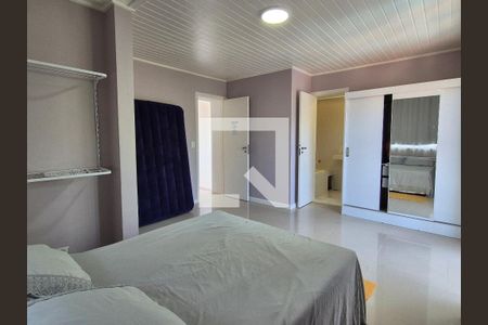 Casa para alugar com 240m², 3 quartos e 2 vagas Casa para alugar com 240m², 3 quartos e 2 vagasSuite 2