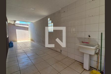 Casa para alugar com 240m², 3 quartos e 2 vagas Casa para alugar com 240m², 3 quartos e 2 vagasÁrea de serviço