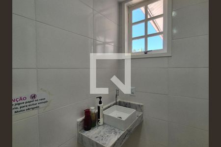 Casa para alugar com 240m², 3 quartos e 2 vagas Casa para alugar com 240m², 3 quartos e 2 vagasBanheiro da Suíte 1