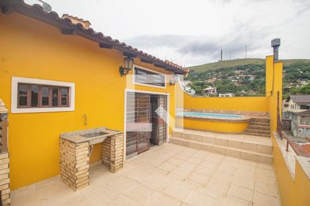 Casa à venda com 484m², 4 quartos e 5 vagasÁrea comum - Piscina