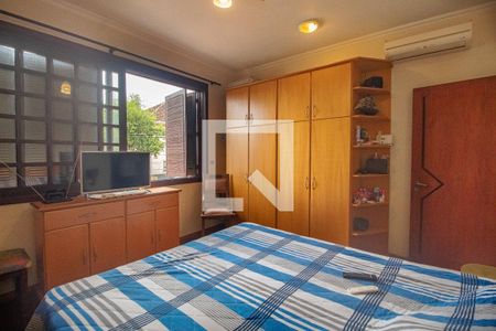 Casa à venda com 484m², 4 quartos e 5 vagasSuite