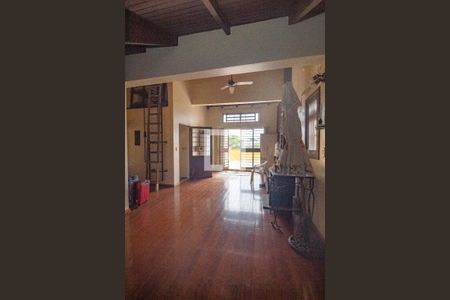 Casa à venda com 484m², 4 quartos e 5 vagasSala 2