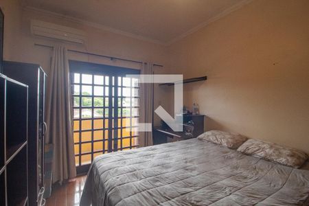 Casa à venda com 484m², 4 quartos e 5 vagasQuarto 5