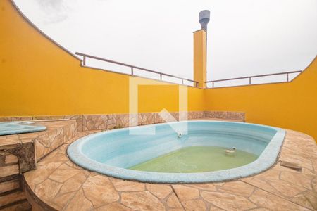 Casa à venda com 484m², 4 quartos e 5 vagasÁrea comum - Piscina