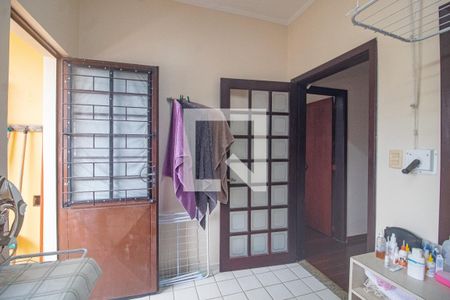 Casa à venda com 484m², 4 quartos e 5 vagasLavanderia