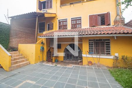 Casa à venda com 484m², 4 quartos e 5 vagasQuintal