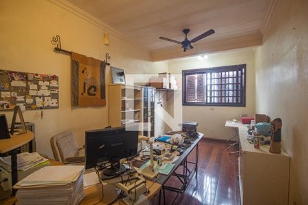 Casa à venda com 484m², 4 quartos e 5 vagasQuarto 2