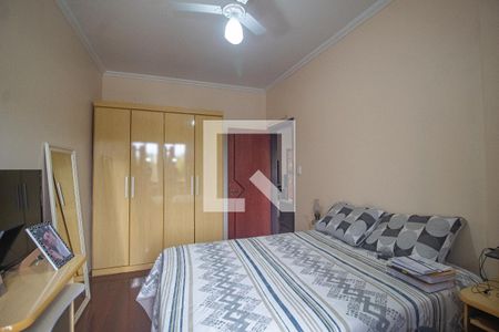 Casa à venda com 484m², 4 quartos e 5 vagasQuarto 4