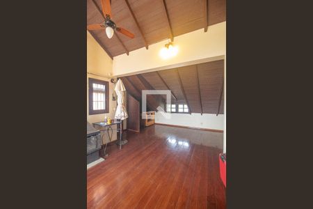 Casa à venda com 484m², 4 quartos e 5 vagasSala 2