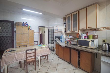 Casa à venda com 484m², 4 quartos e 5 vagasCozinha