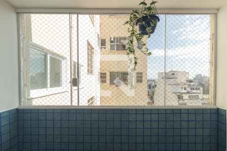 Apartamento à venda com 97m², 2 quartos e sem vagaLavanderia