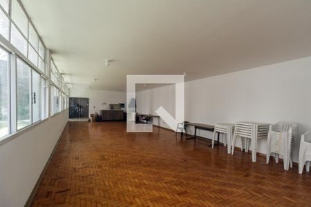 Apartamento à venda com 97m², 2 quartos e sem vagaÁrea comum - Salão de festas