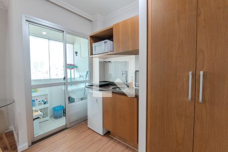 Apartamento para alugar com 53m², 2 quartos e 1 vaga Apartamento para alugar com 53m², 2 quartos e 1 vagaCozinha e Área de Serviço