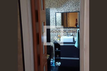 Apartamento à venda com 53m², 2 quartos e sem vaga Apartamento à venda com 53m², 2 quartos e sem vagaBanheiro