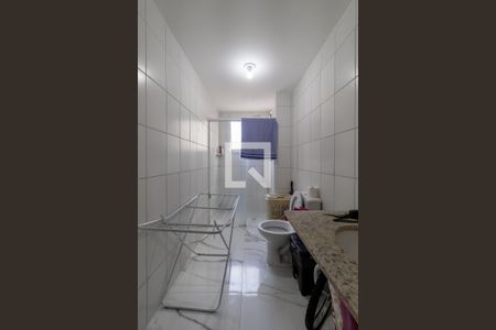 Apartamento para alugar com 54m², 2 quartos e sem vaga Apartamento para alugar com 54m², 2 quartos e sem vagaBanheiro