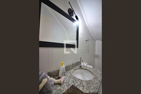 Casa à venda com 201m², 3 quartos e 2 vagasLavabo