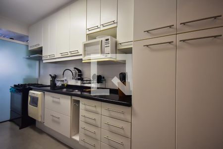 Apartamento à venda com 110m², 3 quartos e 2 vagasCozinha