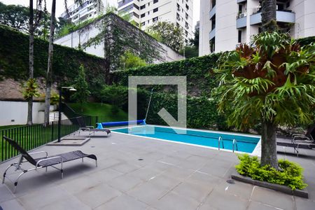 Apartamento à venda com 110m², 3 quartos e 2 vagasPiscina