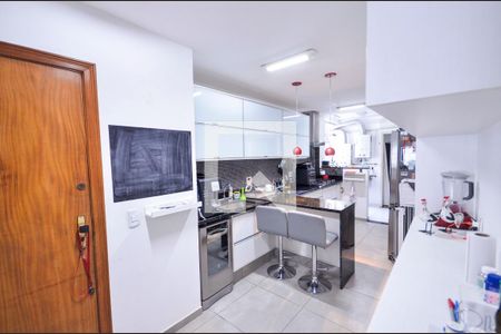 Apartamento à venda com 140m², 2 quartos e 2 vagasCozinha