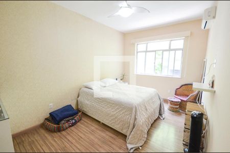 Apartamento à venda com 140m², 2 quartos e 2 vagasSuíte 2