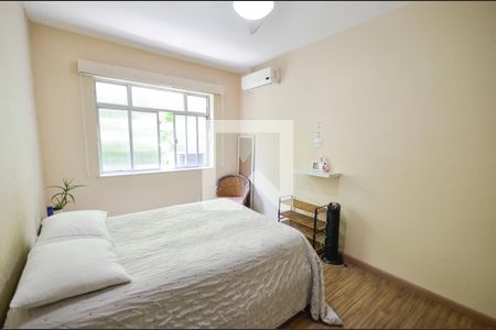 Apartamento à venda com 140m², 2 quartos e 2 vagasSuíte 2