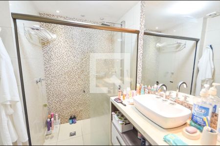 Apartamento à venda com 140m², 2 quartos e 2 vagasBanheiro da Suíte 2