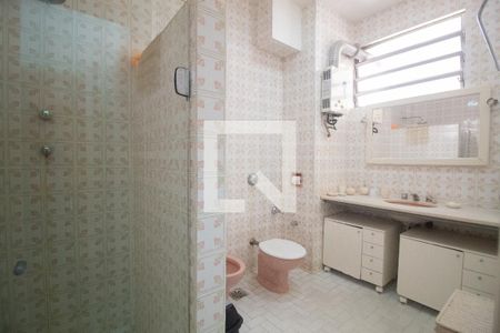 Apartamento à venda com 80m², 2 quartos e sem vaga Apartamento à venda com 80m², 2 quartos e sem vagaBanheiro social